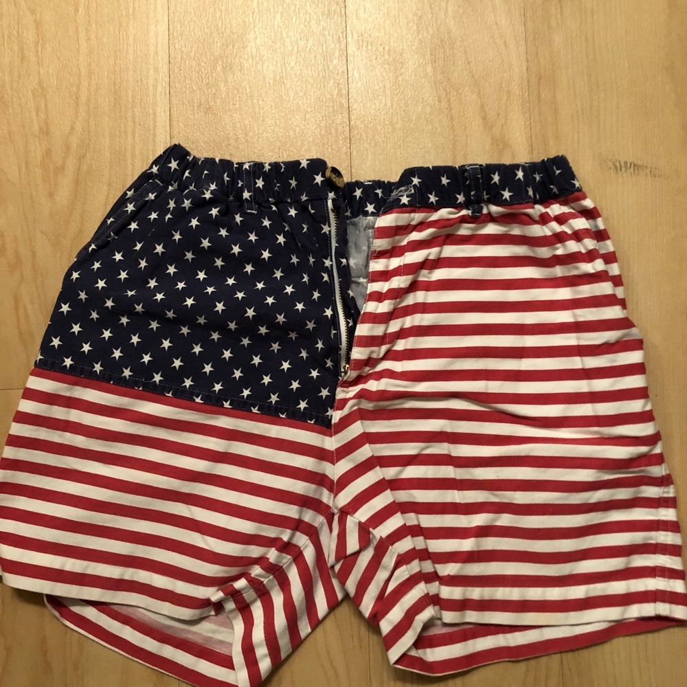 Chubbie’s American Flag shorts - medium